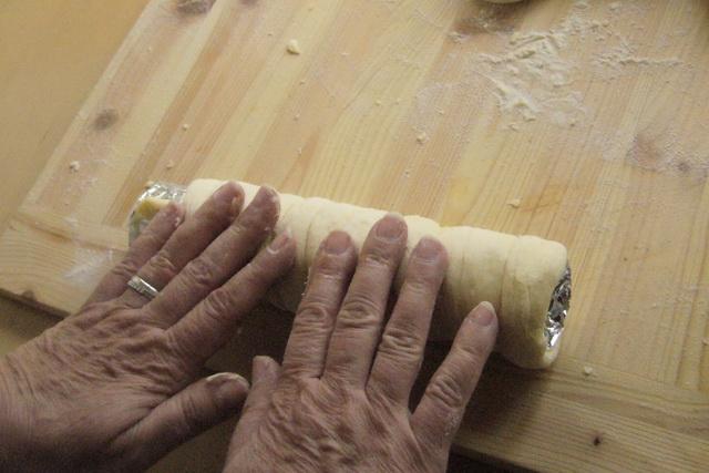 Unkarilainen toripulla: putkipulla – Kürtőskalács