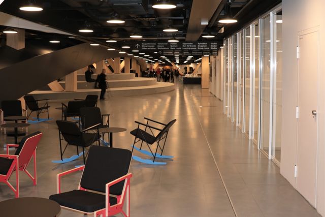 Oodi helsinki központi könyvtár