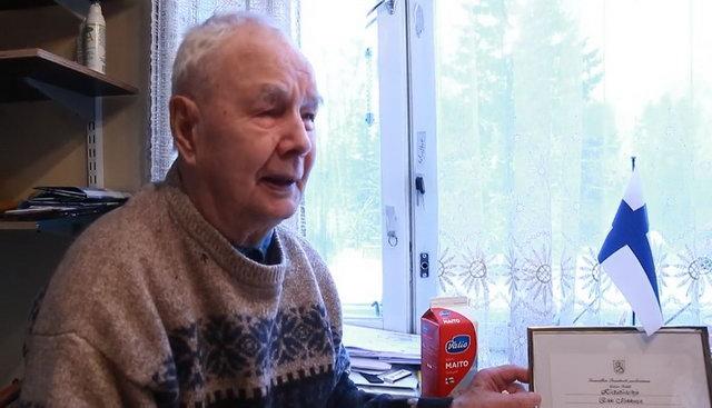 90 évesen lett lékúszó világbajnok Erkki Makkonen