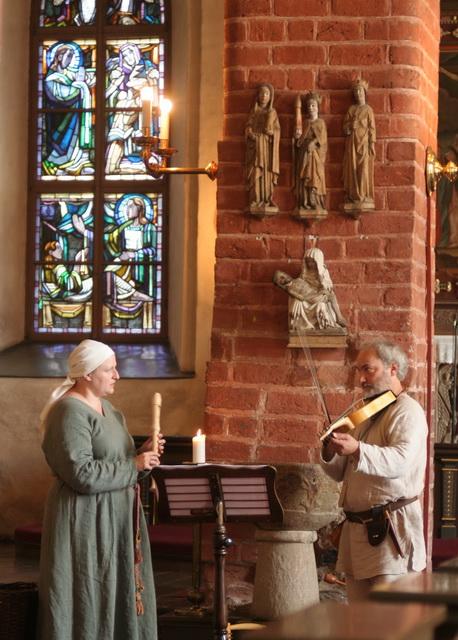 Koncert a hollolai középkori templomban