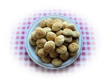 Finn karácsonyi sütemény