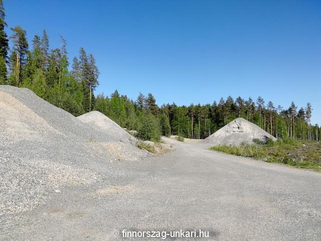 Furcsa kő, Kummakivi