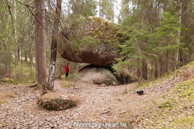 Látnivaló Finnországban: Kummakivi, furcsa kő